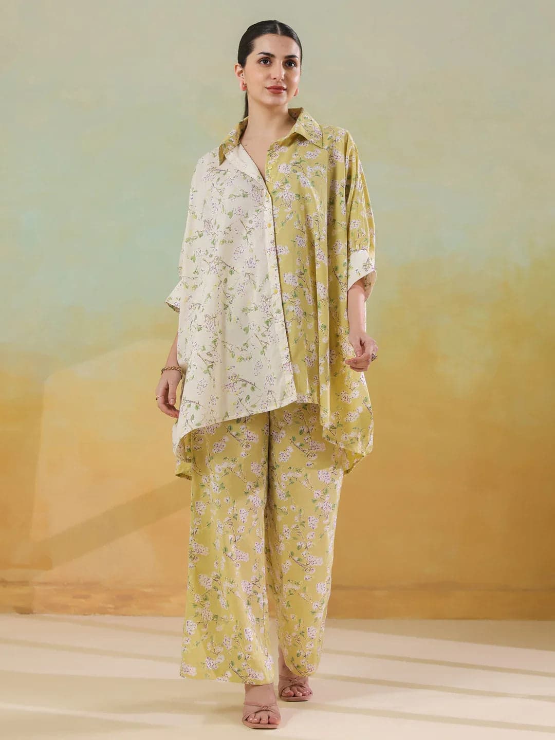 Mokogai Citrus Collar Twin Set